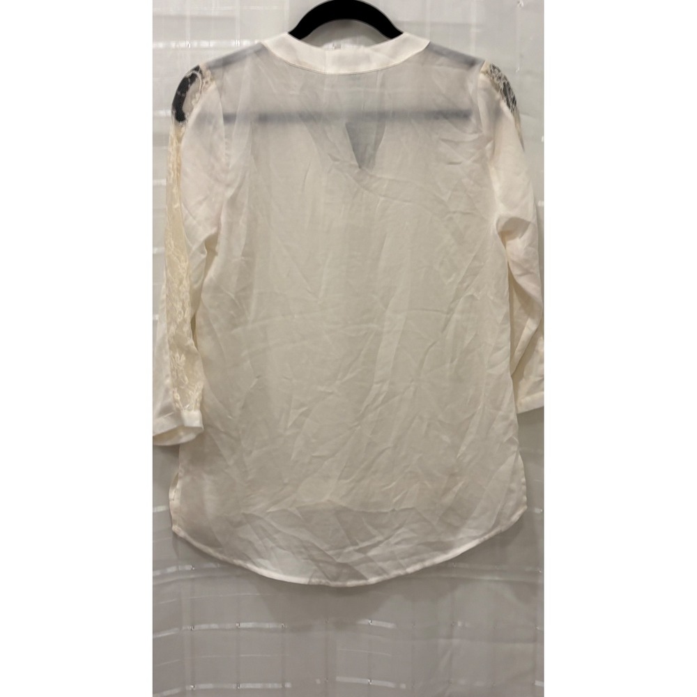 Express Womens Ivory Lace Sequin V-Neck Blouse High Low Hem Cream XS New - Picture 2 of 6